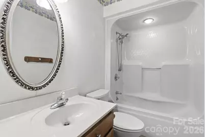 4804 Elmhurst Drive NE, Hickory, NC 28601 - Photo 19