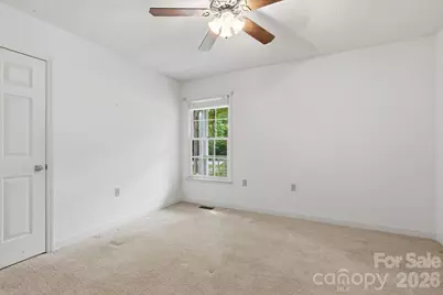 4804 Elmhurst Drive NE, Hickory, NC 28601 - Photo 21
