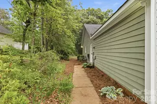 4804 Elmhurst Dr NE, Hickory, NC 28601 - Photo 27