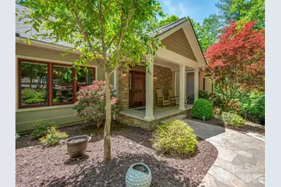 100 Falls Summit Road, Hendersonville, NC 28739 - Photo 3