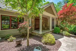 100 Falls Summit Rd, Hendersonville, NC 28739 - Photo 3