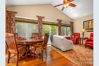 100 Falls Summit Road, Hendersonville, NC 28739 - Photo 11