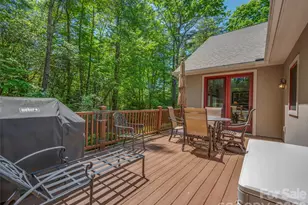 100 Falls Summit Rd, Hendersonville, NC 28739 - Photo 27