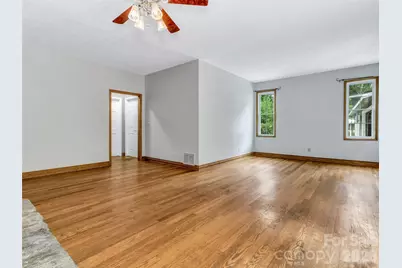 287 Shady Creek Lane, Hendersonville, NC 28739 - Photo 23