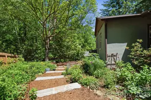 49 Plymouth Cir, Asheville, NC 28803 - Photo 37