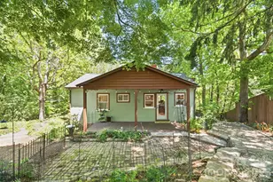 49 Plymouth Cir, Asheville, NC 28803 - Photo 3
