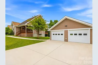 235 Hidden Knoll Drive, Hendersonville, NC 28792 - Photo 3