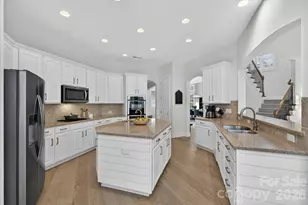 6512 Springs Mill Rd, Charlotte, NC 28277 - Photo 15
