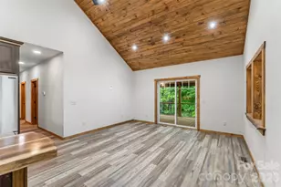 1737 Newfound Rd, Leicester, NC 28748 - Photo 17