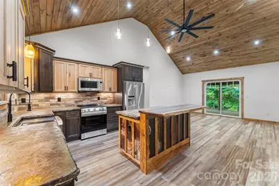 1737 Newfound Road, Leicester, NC 28748 - Photo 9