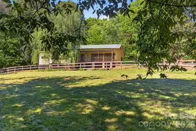 3205 Collinsville Road, Columbus, NC 28722 - Photo 3