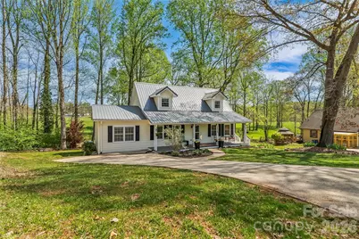 1548 Castell Lane, Hickory, NC 28601 - Photo 1