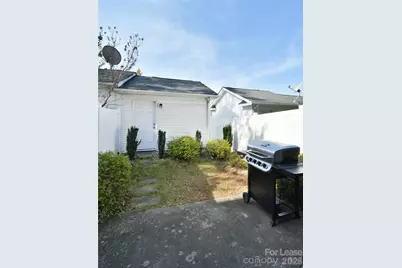 8643 Beaver Creek Drive, Charlotte, NC 28269 - Photo 33