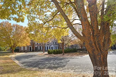 8643 Beaver Creek Drive, Charlotte, NC 28269 - Photo 39
