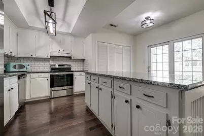 9235 N Vicksburg Park Court, Charlotte, NC 28210 - Photo 15