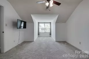 9235 N Vicksburg Park Ct, Charlotte, NC 28210 - Photo 25