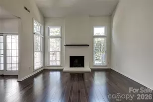 9235 N Vicksburg Park Ct, Charlotte, NC 28210 - Photo 9