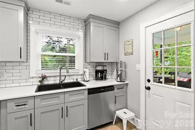 213 Hillcrest Drive, Huntersville, NC 28078 - Photo 9