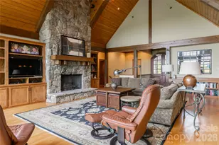 211 Boulder Rdg Dr, Hendersonville, NC 28792 - Photo 5