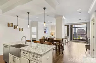 222 S Caldwell St, Charlotte, NC 28202 - Photo 5