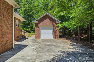 707 Mayfield Ct, Fort Mill, SC 29715 - Photo 37