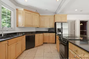 707 Mayfield Ct, Fort Mill, SC 29715 - Photo 17