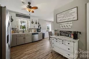 1404 Castle Ct, Lenoir, NC 28645 - Photo 13