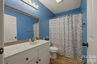 1404 Castle Ct, Lenoir, NC 28645 - Photo 17