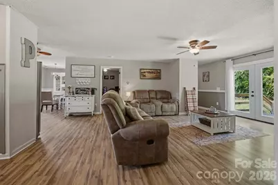 1404 Castle Court, Lenoir, NC 28645 - Photo 11