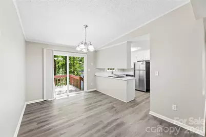 8200 Chrisbry Lane, Charlotte, NC 28215 - Photo 29