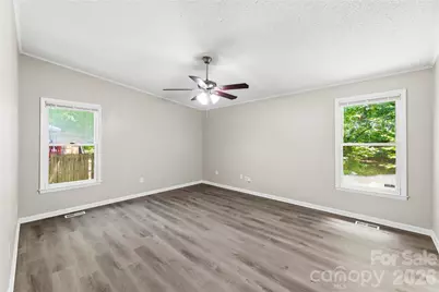 8200 Chrisbry Lane, Charlotte, NC 28215 - Photo 23