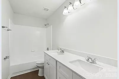 5802 Swanston Drive, Charlotte, NC 28269 - Photo 15