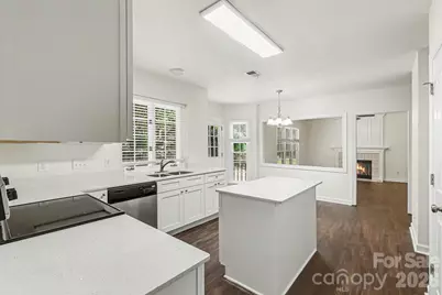 5802 Swanston Drive, Charlotte, NC 28269 - Photo 7