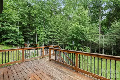2000 Davis Mountain Road, Hendersonville, NC 28739 - Photo 17