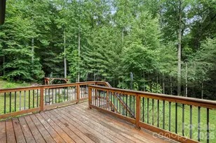 2000 Davis Mountain Rd, Hendersonville, NC 28739 - Photo 17