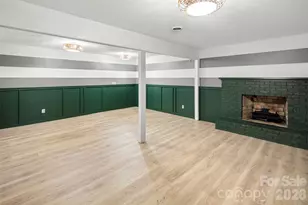 2000 Davis Mountain Rd, Hendersonville, NC 28739 - Photo 29