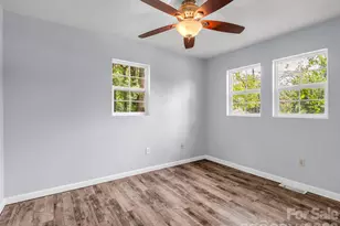 1916 Old Spartanburg Rd, Hendersonville, NC 28792 - Photo 21