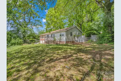 1916 Old Spartanburg Road, Hendersonville, NC 28792 - Photo 3