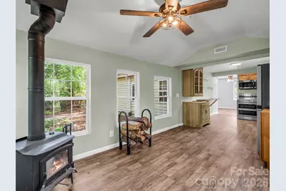 1916 Old Spartanburg Road, Hendersonville, NC 28792 - Photo 19