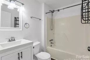 1916 Old Spartanburg Rd, Hendersonville, NC 28792 - Photo 25