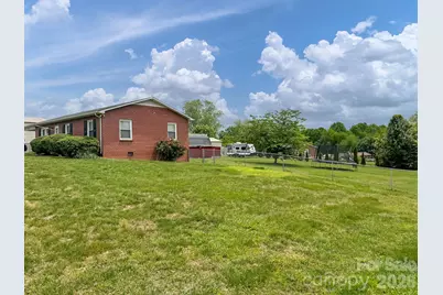 2101 Lamesa Court, Lenoir, NC 28645 - Photo 3