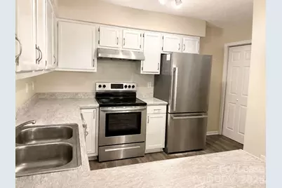 7223 Winery Lane, Charlotte, NC 28227 - Photo 9