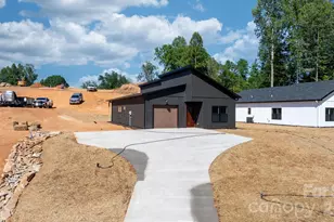 917 Overlook Dr SW, Lenoir, NC 28645 - Photo 5