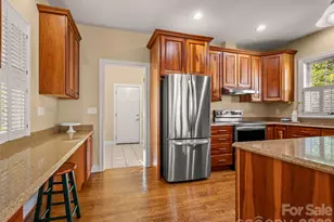 90 Dunroy Dr, Hendersonville, NC 28739 - Photo 13