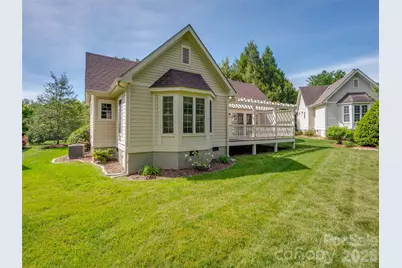 90 Dunroy Drive, Hendersonville, NC 28739 - Photo 33