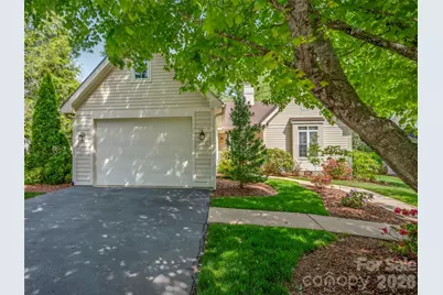 90 Dunroy Drive, Hendersonville, NC 28739 - Photo 3