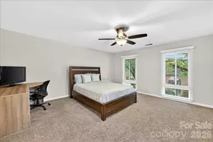 5803 Sharon Rd, Charlotte, NC 28210 - Photo 15