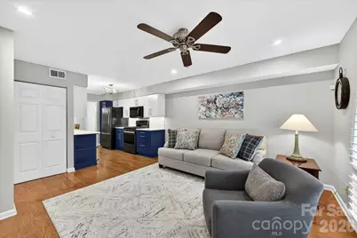 5803 Sharon Road #K, Charlotte, NC 28210 - Photo 5