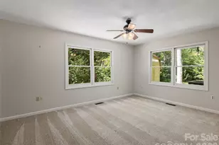 30 Kanuga Heights Ln, Hendersonville, NC 28739 - Photo 23