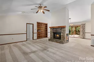 30 Kanuga Heights Ln, Hendersonville, NC 28739 - Photo 7